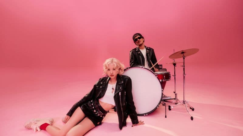 ROSE & Bruno Mars - APT. Wallpaper