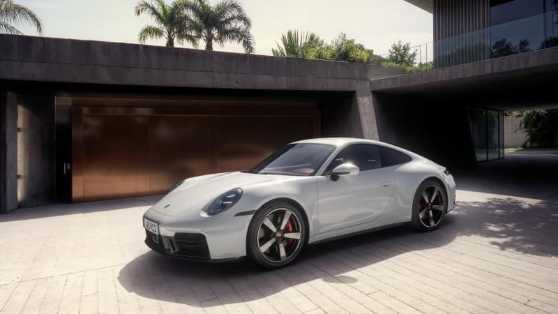 Porsche 911 Carrera S 2025 Wallpaper