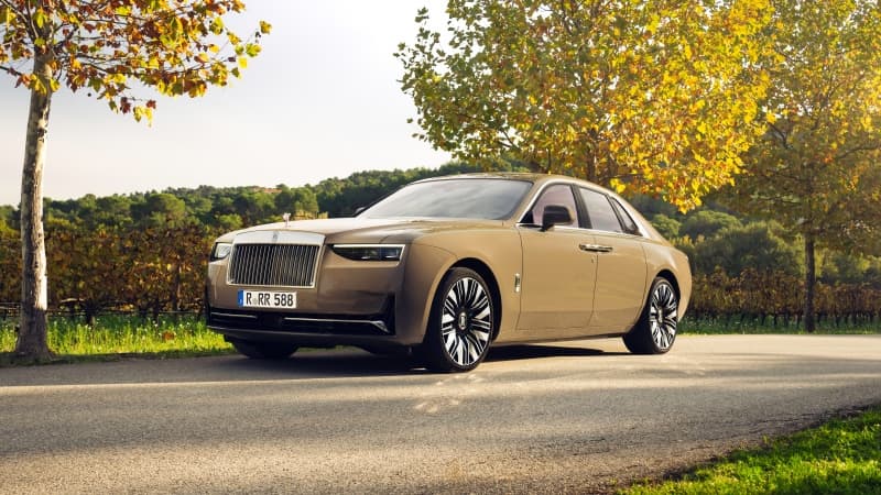 Rolls-Royce Ghost Purist 2025 Wallpaper