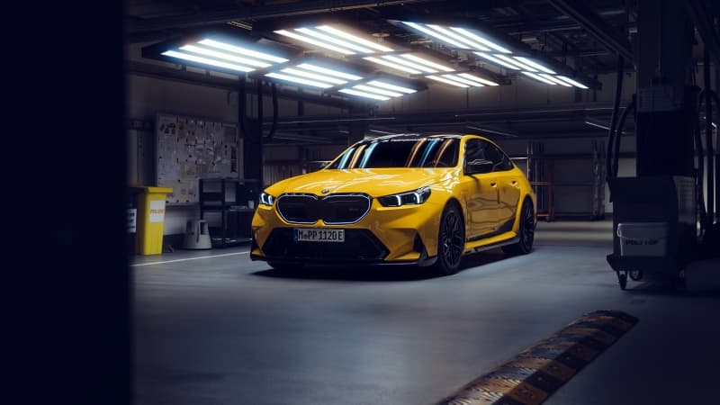 BMW M5 M Performance Parts 8K Wallpaper