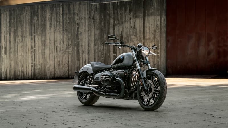 BMW R 18 Classic Style Motorcycle Wallpaper