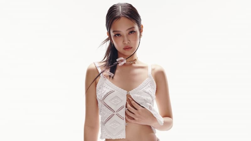 Jennie White aesthetic Wallpaper