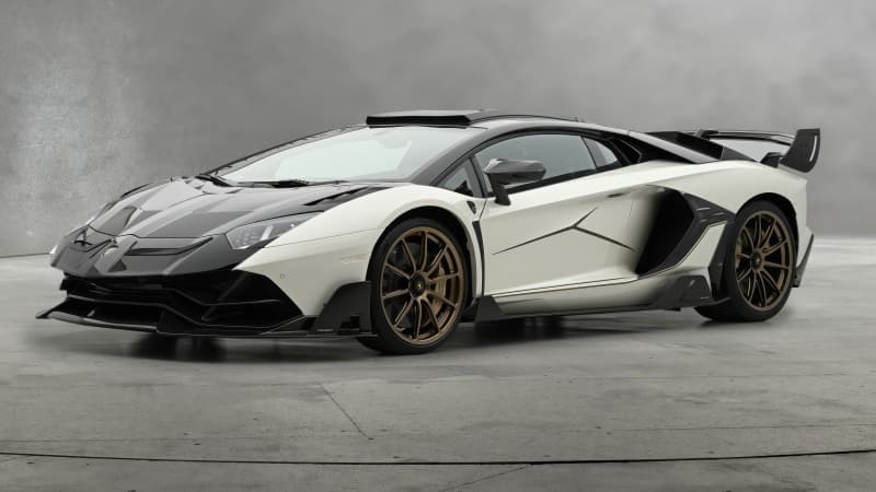 Lamborghini Aventador LP 780-4 Ultimae Final Edition Wallpaper