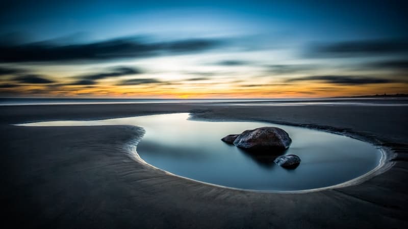 Tide pool Beach Wallpaper