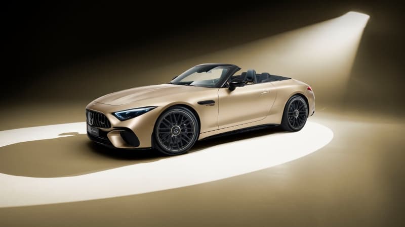 Mercedes-AMG SL 63 Manufaktur Golden Coast 2025 Wallpaper
