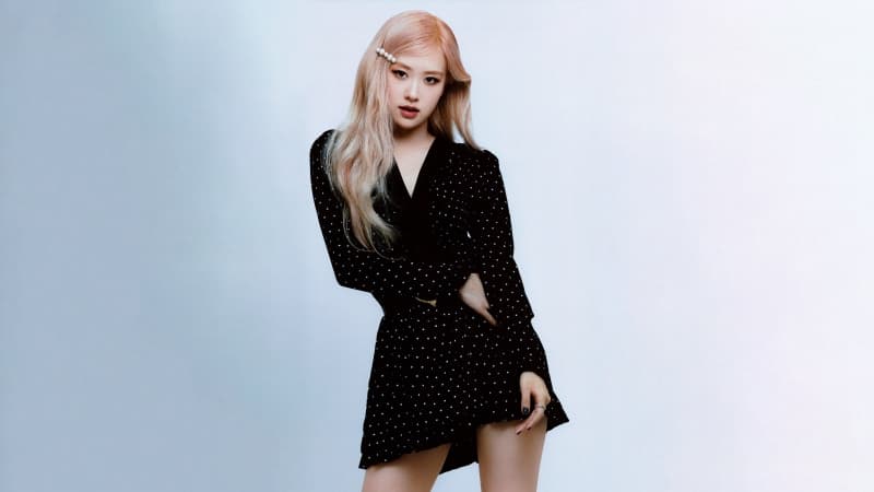 Rose (Blackpink) Black dress Wallpaper