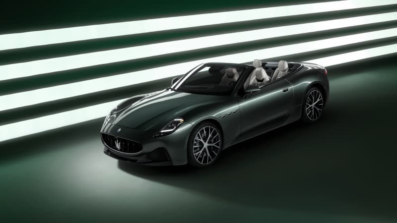 Maserati GranCabrio 8K Wallpaper