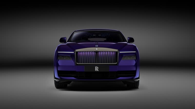 Rolls-Royce Black Badge Spectre Aesthetic Wallpaper