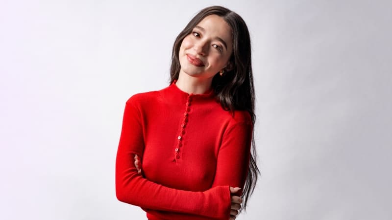 Mikey Madison 8K Wallpaper