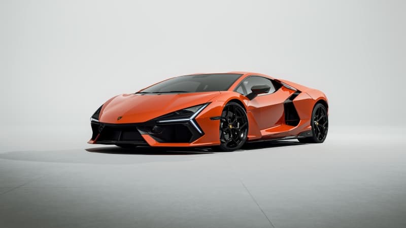 Lamborghini Revuelto Arancio Borealis Wallpaper