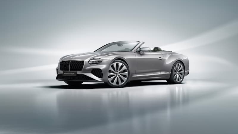 Bentley Continental GT Convertible 2025 Wallpaper