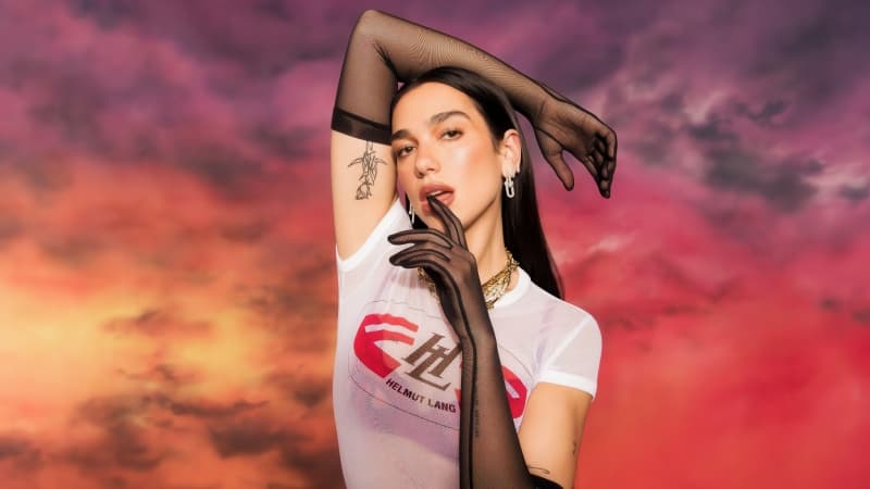 Dua Lipa Vogue Wallpaper