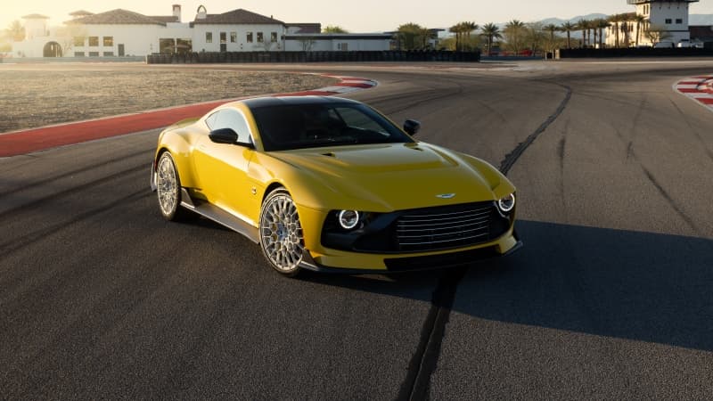 Aston Martin Valour Race track Wallpaper
