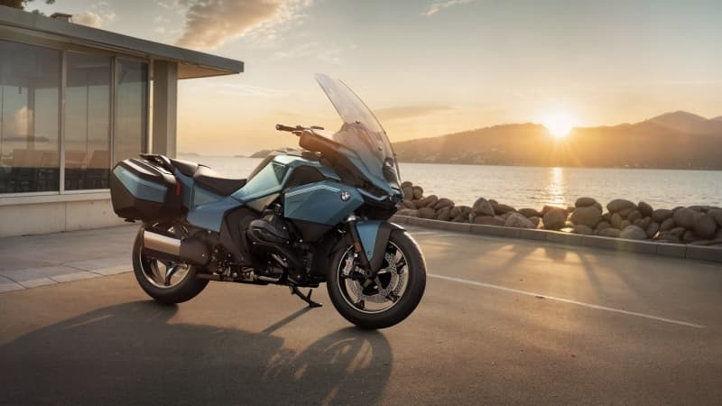 BMW R 1300 RT Option 719 Camargue 2025 Wallpaper
