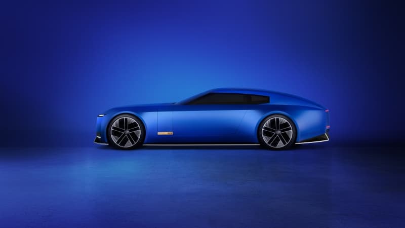 Jaguar Type 00 French Ultramarine Wallpaper