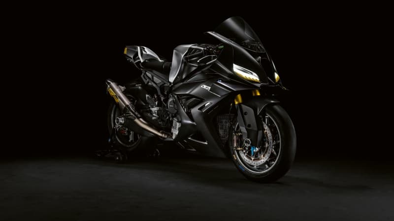 BMW Motorrad Concept RR Dark aesthetic Wallpaper