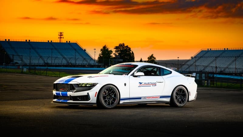 Ford Mustang Dark Horse Race car Wallpaper