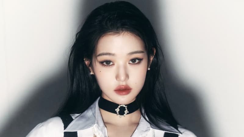 Jang Wonyoung (IVE) 8K Wallpaper