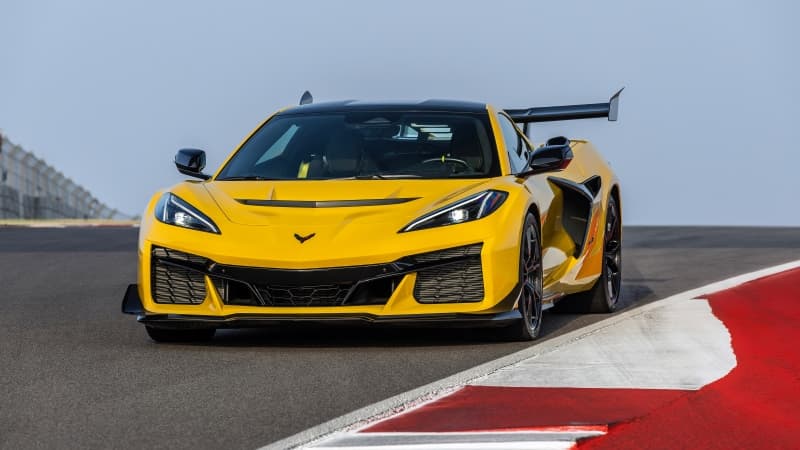 Chevrolet Corvette ZR1 Coupe ZTK Package Wallpaper