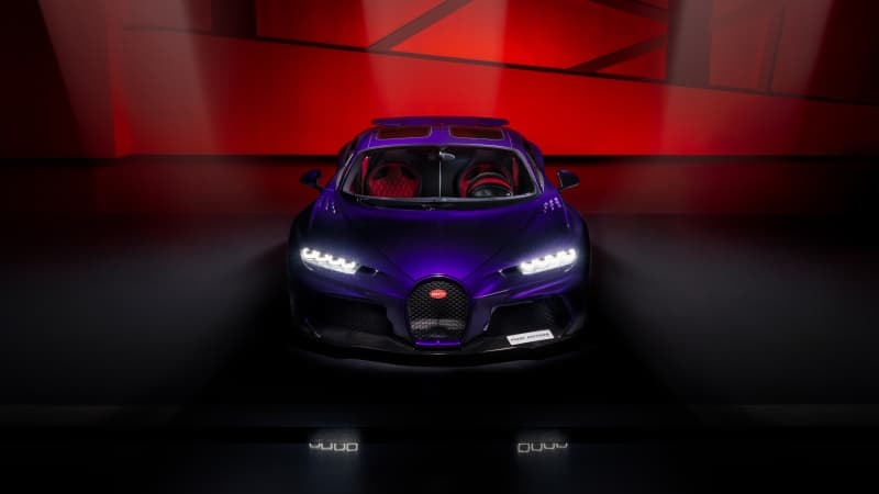 Bugatti Chiron Super Sport 8K Wallpaper