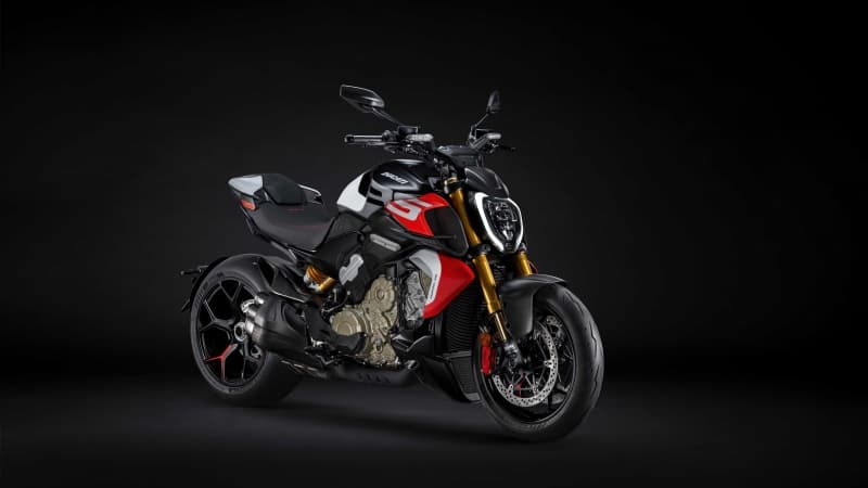 Ducati Diavel V4 RS 2026 Wallpaper