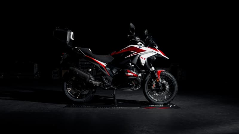 BMW R 1300 GS Triple Black 2025 Wallpaper