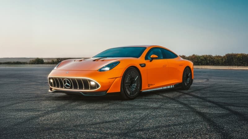 Concept AMG GT XX Outdoor Wallpaper