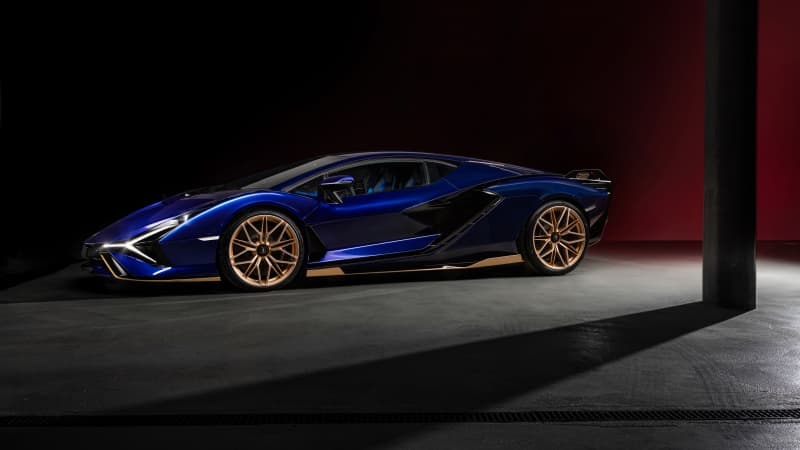 Lamborghini Sián FKP 37 Modern design Wallpaper