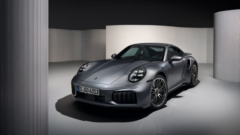 Porsche 911 Turbo S 2025 Wallpaper
