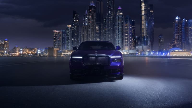 Rolls-Royce Black Badge Spectre Night Wallpaper