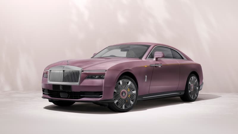 Rolls-Royce Spectre Primavera Blossom Wallpaper
