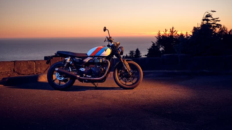 Triumph Speed Twin 900 2025 Wallpaper