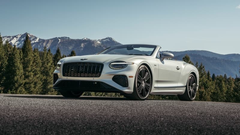 Bentley Continental GT Azure Convertible Wallpaper