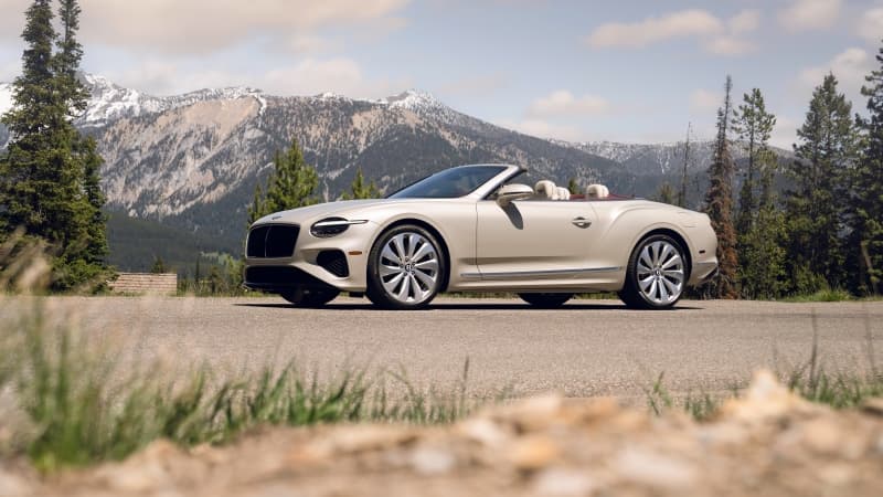 Bentley Continental GT Convertible 8K Wallpaper
