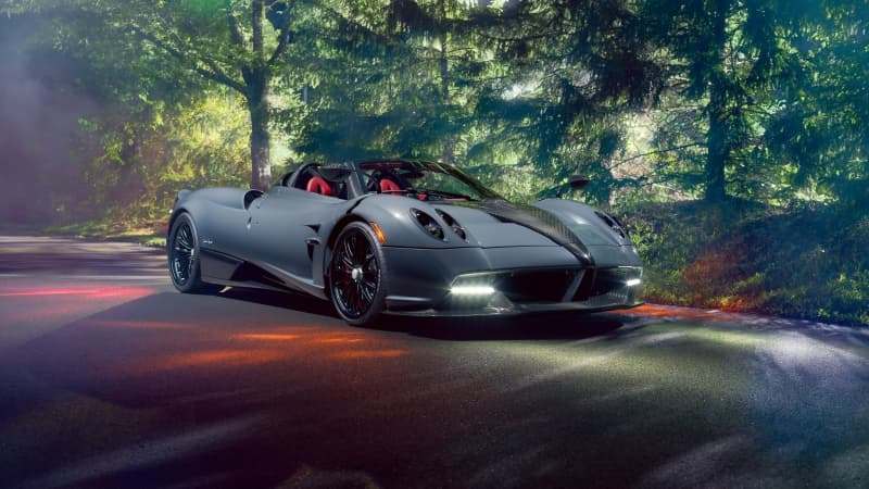Pagani Huayra Roadster 8K Wallpaper