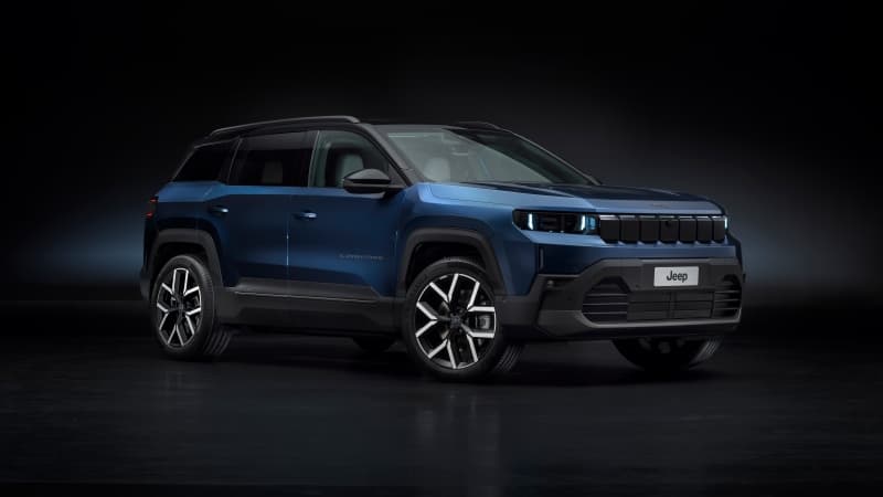 Jeep Compass e Summit Reserve 2025 Wallpaper