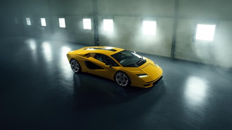 Lamborghini Countach LPI 800-4 Albert Spiess Collection Wallpaper