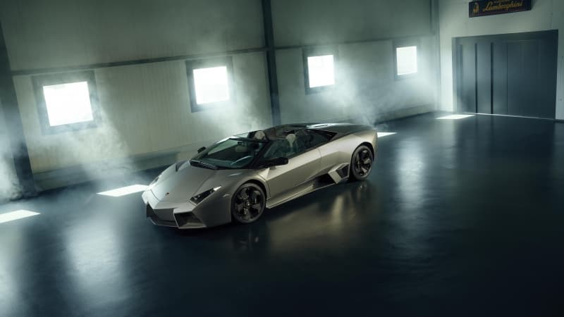 Lamborghini Reventon 8K Wallpaper