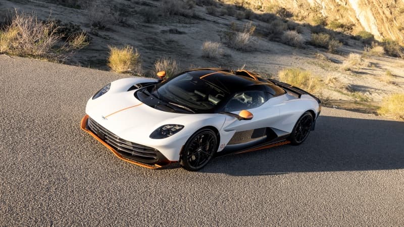 Aston Martin Valhalla 2025 Wallpaper