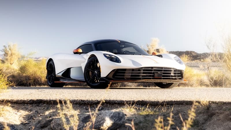 Aston Martin Valhalla Plug-In Hybrid Wallpaper