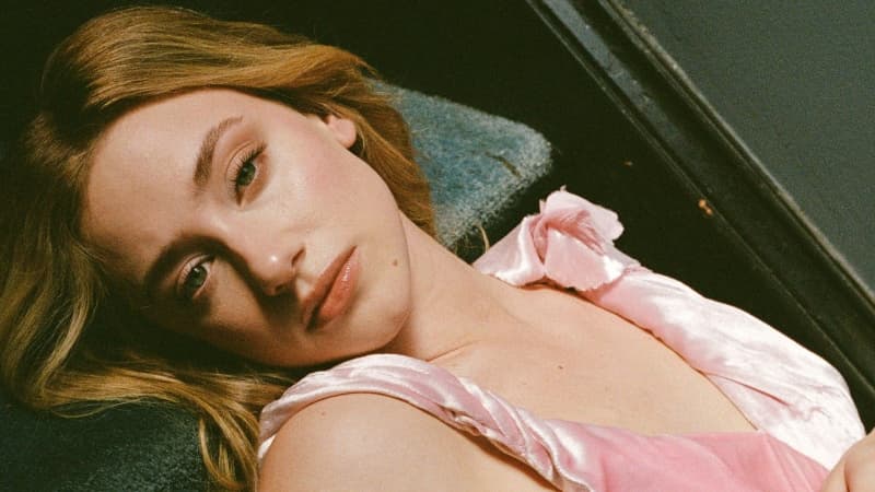 Lili Reinhart Flaunt Magazine Wallpaper