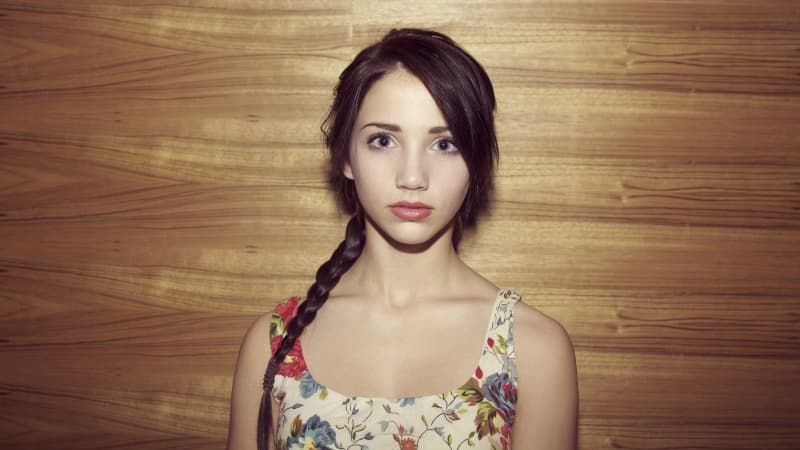 Emily Rudd 5K Wallpaper