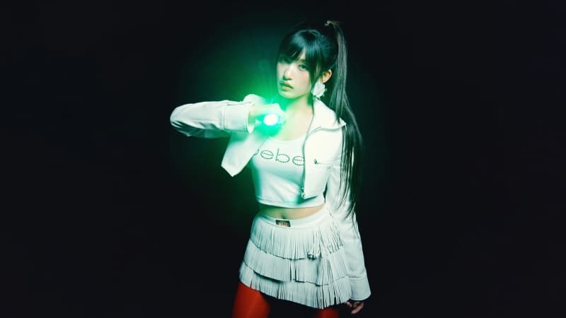 Leeseo (REVIVE+) 8K Wallpaper