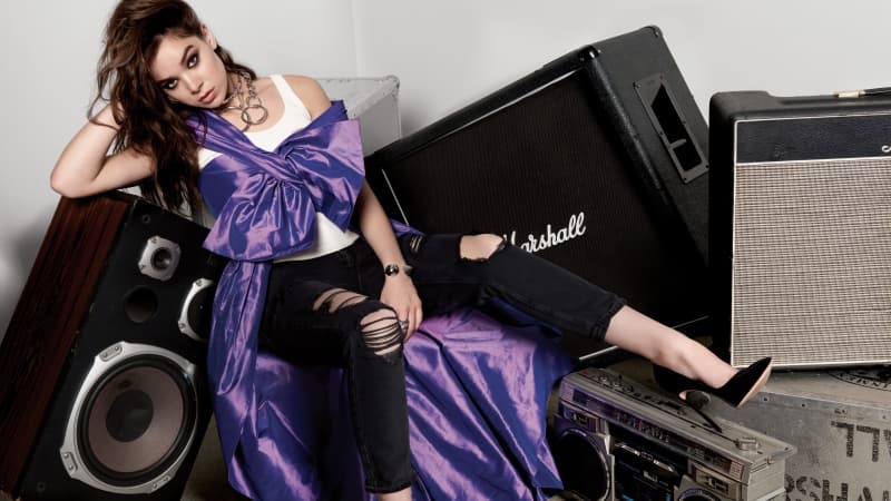 Hailee Steinfeld Fashion model Wallpaper