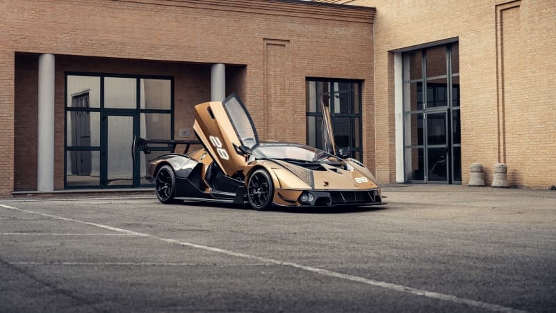 Lamborghini Essenza SCV12 Hypercar Wallpaper