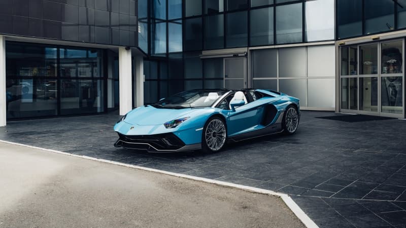 Lamborghini Aventador LP 780-4 Ultimae Miura Roadster Wallpaper