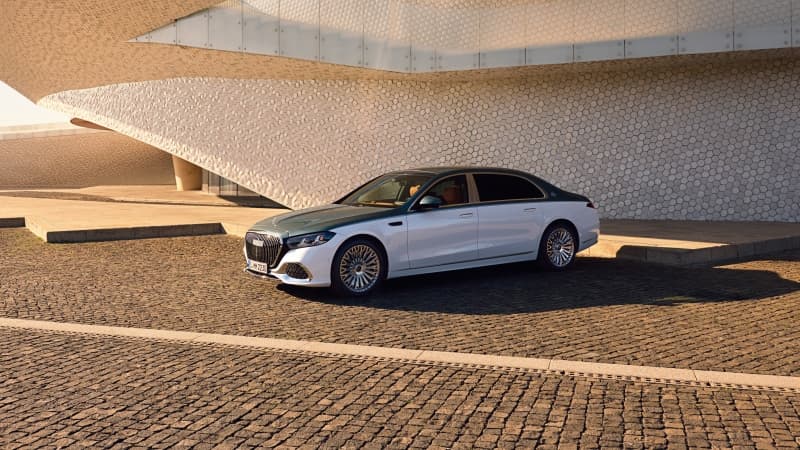 Mercedes-Maybach S 680 2026 Wallpaper