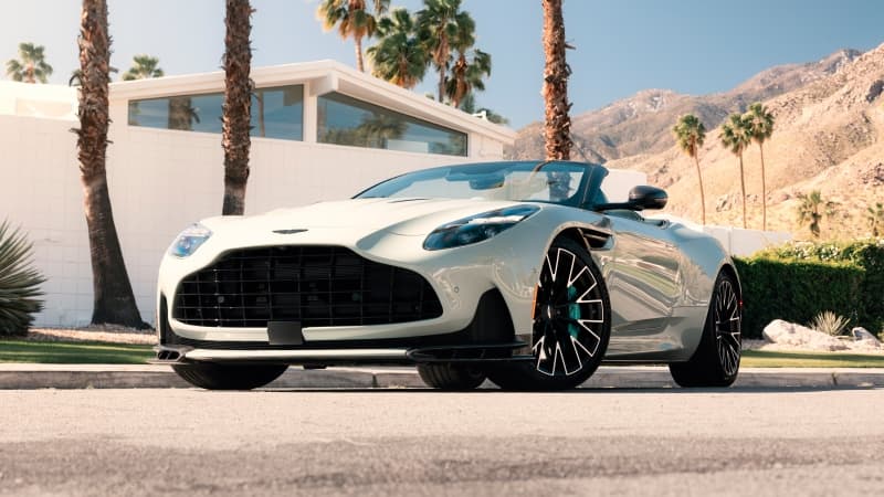 Aston Martin DB12 S Volante 2026 Wallpaper
