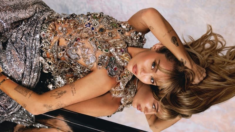 Miley Cyrus Variety Wallpaper