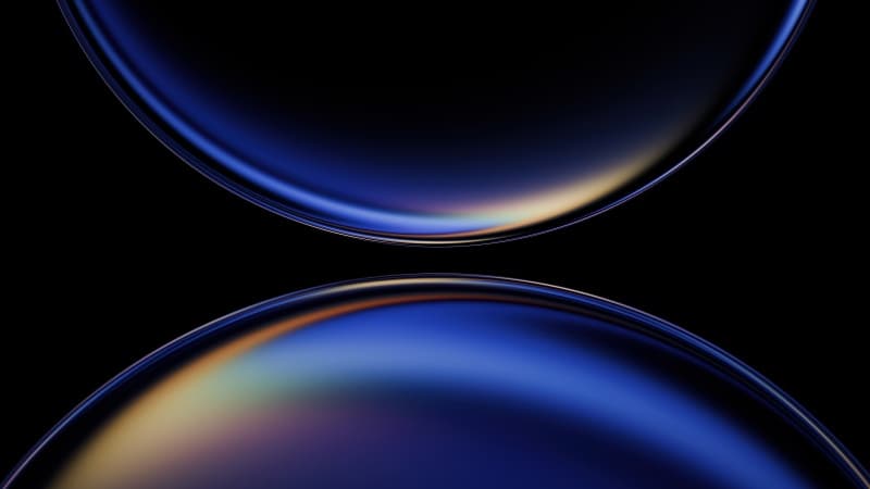 Iridescent Spheres Wallpaper